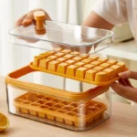 Compact Ice Cube Tray – Keep your drinks cool with a lid for easy storage