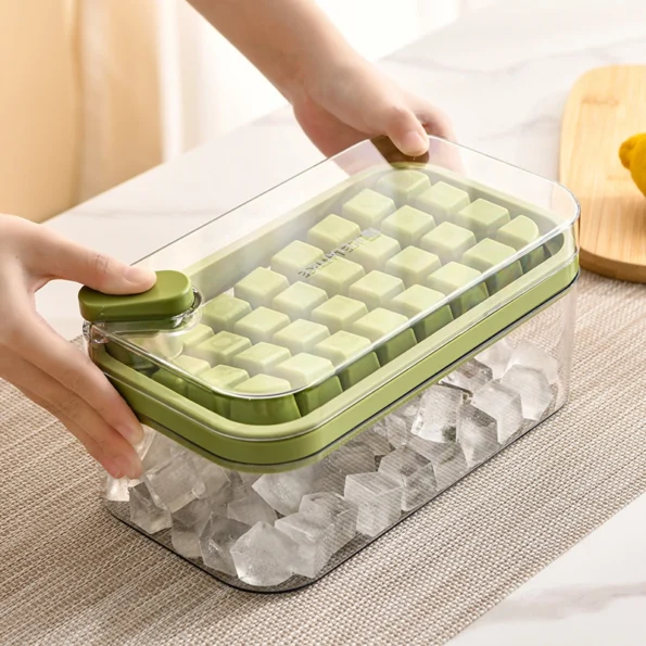 Mini Ice Cube Tray - Perfect for compact freezing with a secure lid