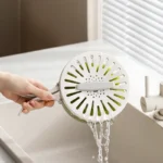 Égouttez et faites tremper facilement avec ce bol de drainage multifonctionnel