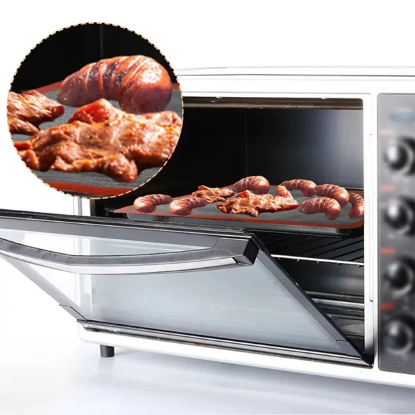Perfect results every time with this EvenBake perforated mat, simplifying the baking process while delivering consistent, professional-quality outcomes