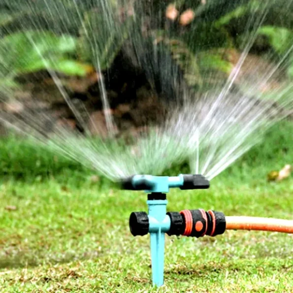 360° rotating lawn sprinkler for kids’ play areas and safe irrigation, gentle enough for children to enjoy while keeping grass hydrated